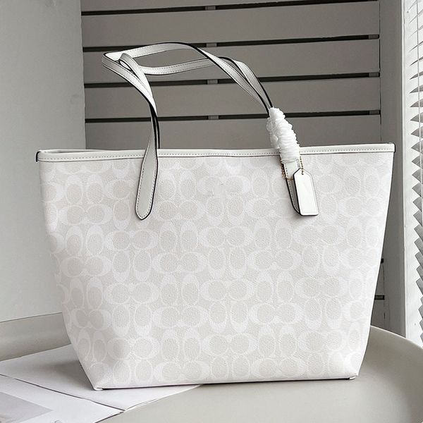 

classic small fragrant woc rich bag caviar cowhide diamond chain bag women's bag