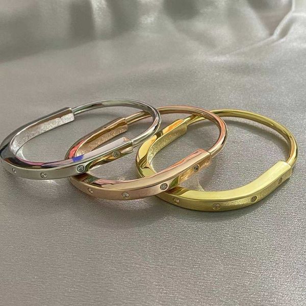 

selling item . 925 sterling silver tiffay lock head bracelet with diamonds fashion personality trend friend gift