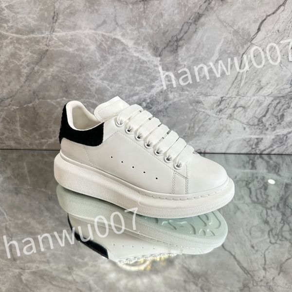 

2023 luxurys women sport running shoes black fashion designer shoes outdoor fitness trainers sneakers black white men casual shoe xsd221126