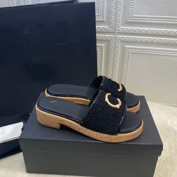 

women designer platform sandals summer channel slippers chain leather sandal outdoor beach flat woman ccity fghnb, Black