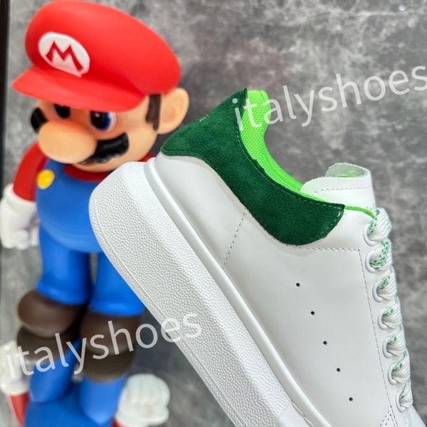 

2023 brand men women running shoes sports skateboarding ones shoe high white black outdoor trainers sneakers xsd221101