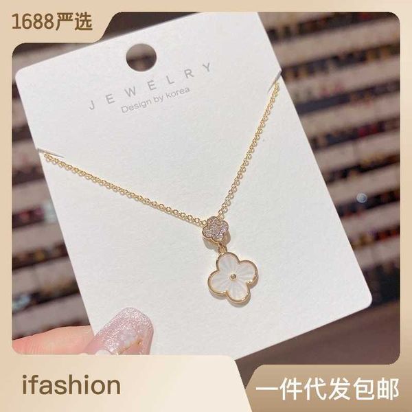 

four leaf flower necklace minimalist design light luxury 2022 new fashion collar chain cool and versatile neckchain for women, Silver