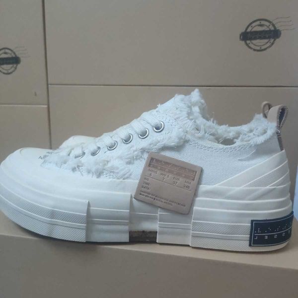 

xvessel pure white vulcanized canvas shoe strap pure white represents pure white and flawless, Black