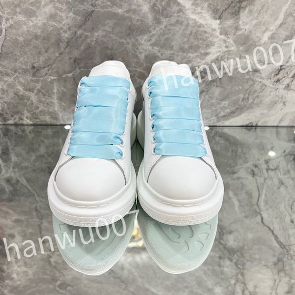 

2023 luxurys designer casual lace up leather color matching board shoes black and white women's sports designer sports shoes xsd221133