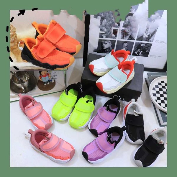 

designer kids running shoes for boys girls outdoor youth jorden shark basketball sports sneakers colorful jogging fitness soft casual shoes