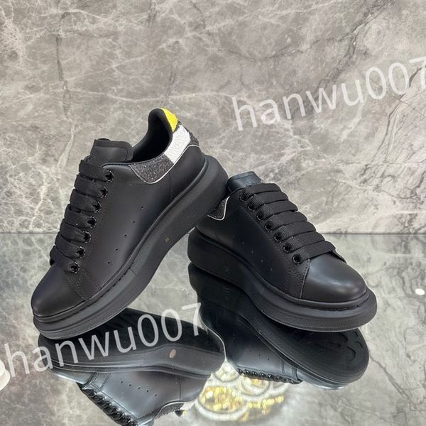 

new women sport running shoes black fashion designer shoes outdoor fitness trainers sneakers black white men casual shoe xsd221127