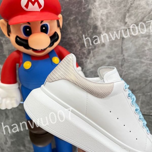 

luxurys designer casual lace up leather color matching board shoes black and white women's sports designer sports shoes xsd221133