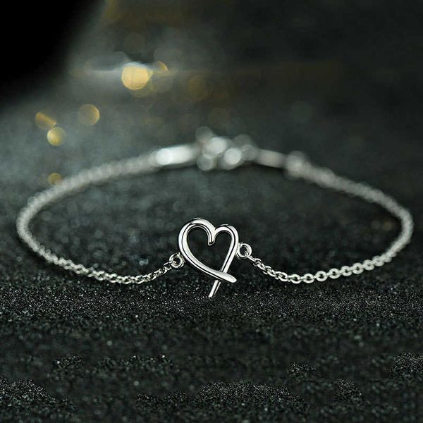 

counter quality tiffay's same japanese and korean s925 silver heart bracelet with three colors of white yellow red available ornament, Black