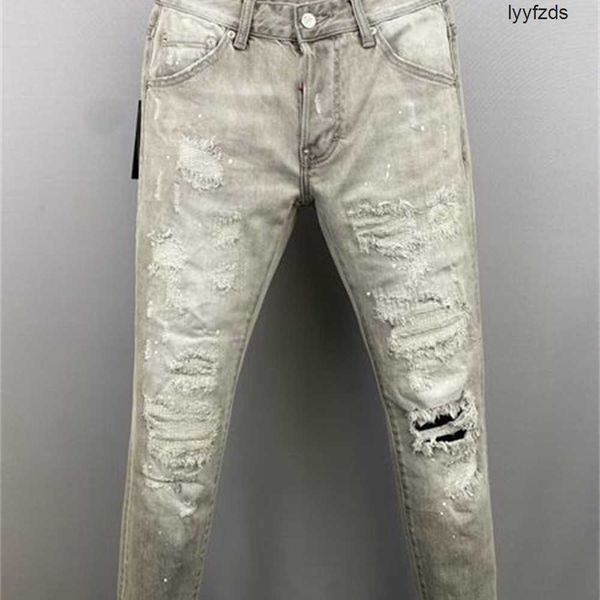 

2022 new men jeans hole light blue dark gray italy brand man long pants trousers streetwear denim skinny slim straight biker jean for d2 283, Black