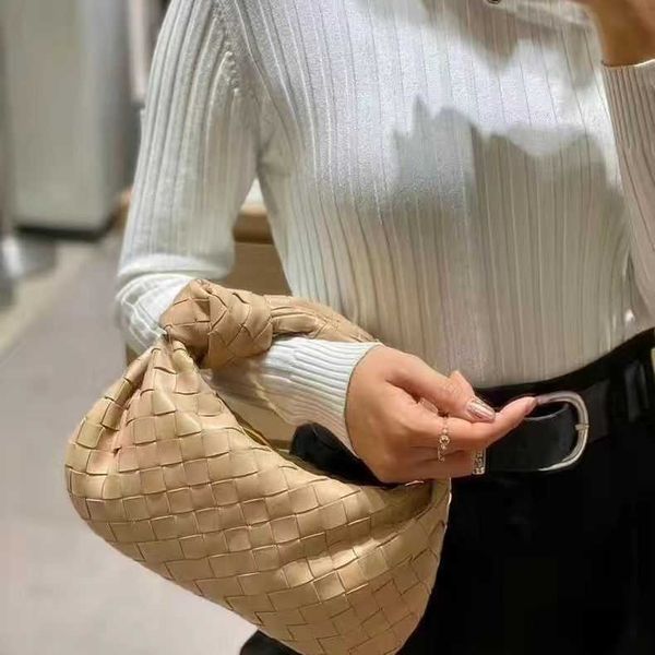 

new die woven knot handbag women cloud bag cowhide fashion european and american mini underarm dumpling bun