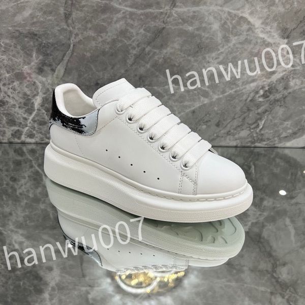 

2023 new luxury designer casual lace up leather color matching board shoes black and white women's sports designer sports xsd221135