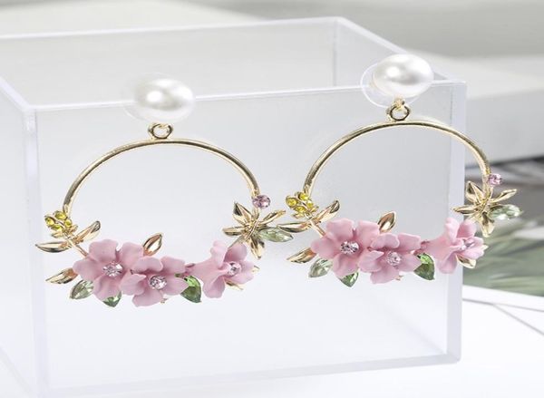 

flower korean style earrings with round golden color soft ceramic pearl earrings for women jewelry gift e773153282, Golden;silver