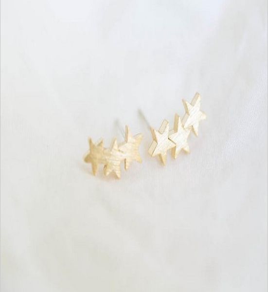 

2016 new fashion jewellery whole threestar male to female adolescents stud earrings earrings cutest celebrity women holiday b3746716, Golden;silver