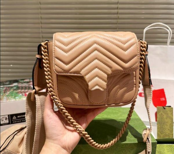 

designer shoulder bag luxury marmont handbags letter womens camera bags mini crossbody purses fashion zig zag clutch 18cm