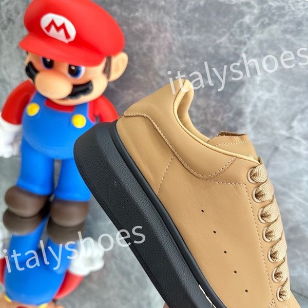 

2023 mens sneakers bread shoes fashion trend classic floral designer casual versatile outdoor driving airport walking xsd221102, Black