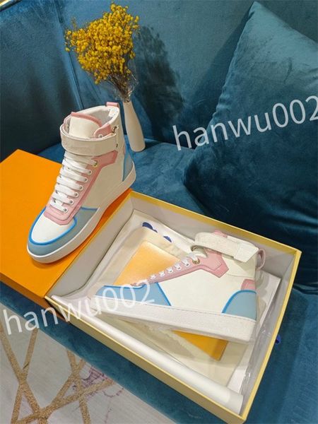 

2023 new designer men women flow sneakers shoes runner trainers leather black white sports rubber runner outdoor shoe size 35-46 dc220601