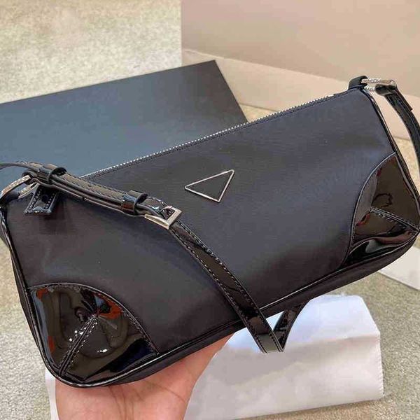 

pd black designer bag women classic triangle shoulder bags purses handbag crossbody underarm tote bag simple daily wallet messenger 220801