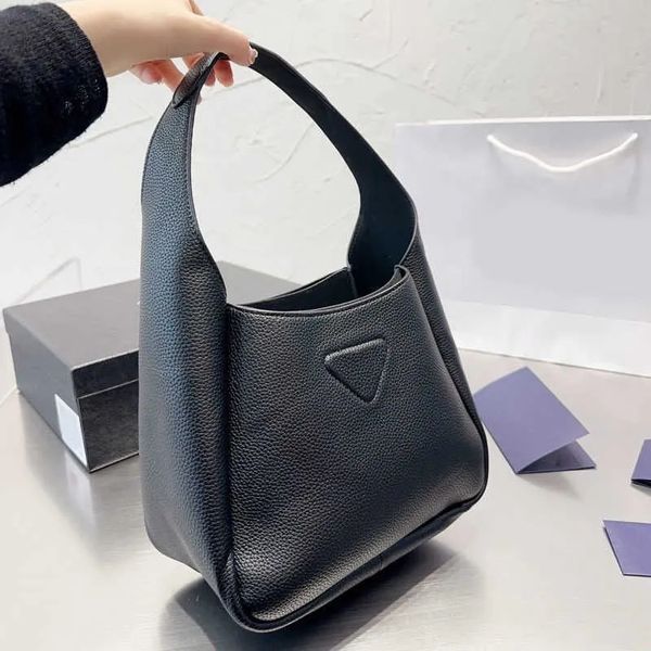 

tote nylon bag wallet triangle crossbody leather luxurys shoulder purses women handbags, Black;red