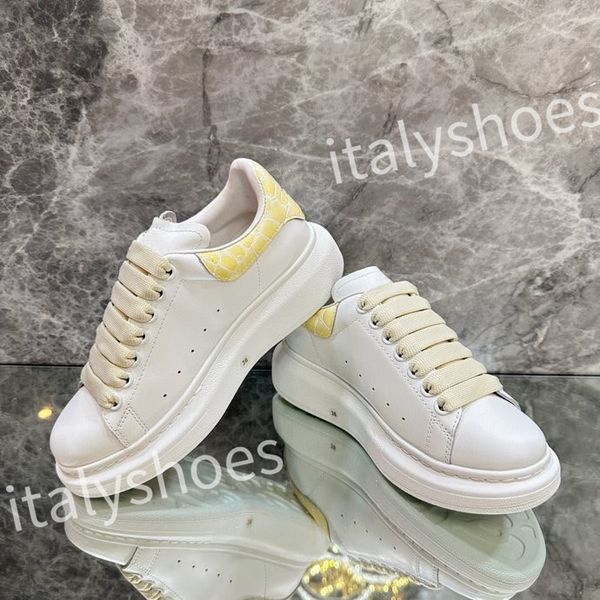 

2023 designers shoes casual men women white leather platforms black outdoor sneakers fashion lady outdoor shoes xsd221105