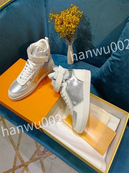 

2023 luxury designer men women flow sneakers shoes runner trainers leather black white sports rubber runner outdoor shoe size 35-46 dc220602