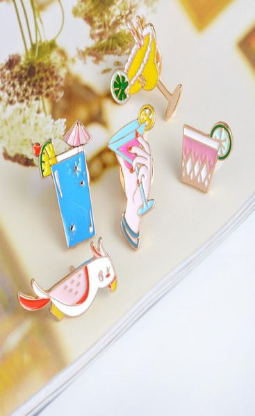 

woodpecker wine glass cocktail lemon hand holding cocktail enamel ornament personality creative brooch delicious gift pins6338045, Gray