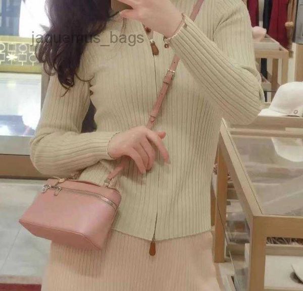 

lp19 pouch tote lunch box layer l19 pouch handbag loro piana bag womens shoulder bags extra pocket leather designer two way zipper handbags