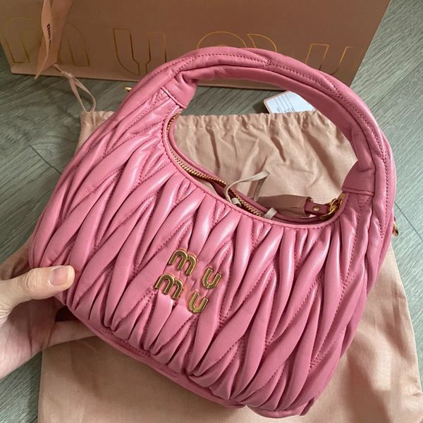 

luxury miui miu wander matelasse shoulder even bag mens designer quilted handbags womens luggage crossbody tote bag genuine leather croissan