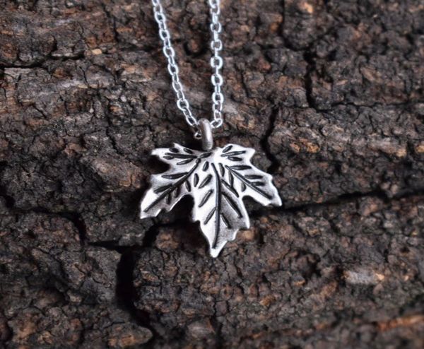 

sanlan 10pcs leaf necklace gift for nature lover women039s jewelry gift for her3235933, Silver