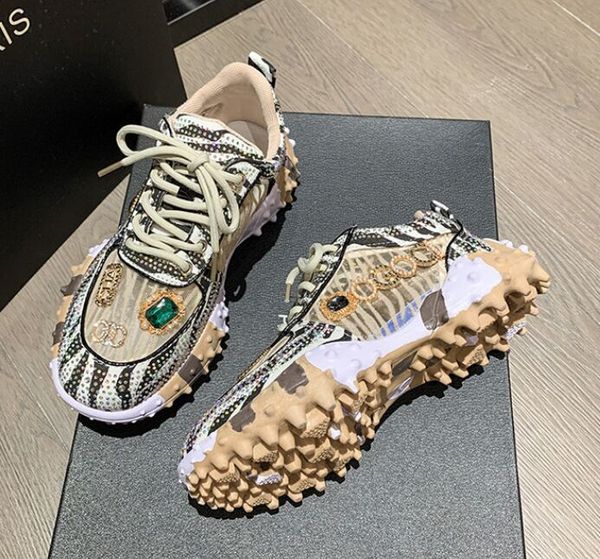 

casual shoes reflective height reaction sneakers triple black white multi-color suede red blue yellow luxury women designer trainers