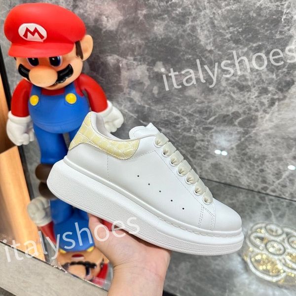 

new designers shoes casual men women white leather platforms black outdoor sneakers fashion lady outdoor shoes xsd221105
