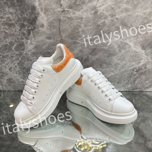 

2023 new luxury designers shoes casual men women white leather platforms black outdoor sneakers fashion lady outdoor shoes xsd221105