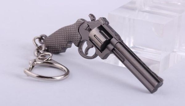

6cm miniature revolver pistol weapon fashion model keychain key rings new mini gun key chain for men jewelry surprise gift1816218, Slivery;golden