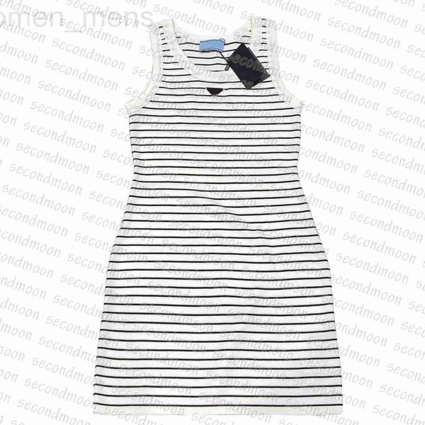 

basic & casual dresses designer metal badge knit dressleeveless knitted summer tight dress party bodydresses 804i, Black;gray