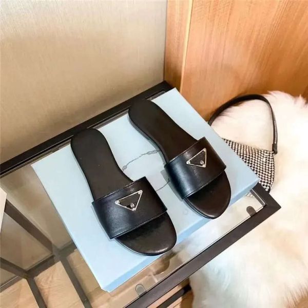 

summer ladies sandals designer flip flops genuine leather slippers slippers fashion metal chain ladies casual shoes, Black
