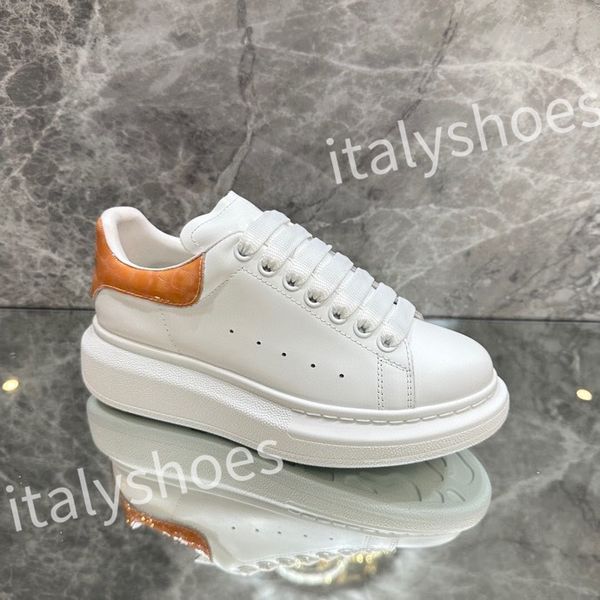 

2023 luxury designers shoes casual men women white leather platforms black outdoor sneakers fashion lady outdoor shoes xsd221105