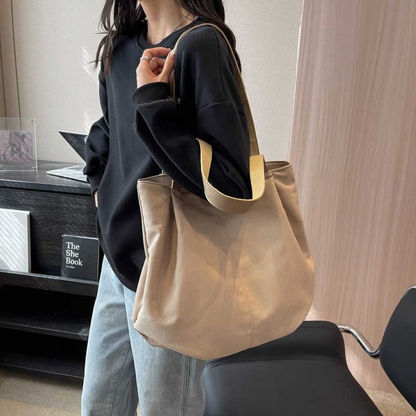 

nylon large capacity shoulder bag for women tote bag for commuting college students class bag versatile simple and lightweight cloth bag for