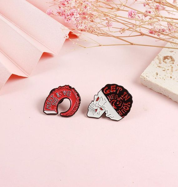 

vintage skull get in you heart cute brooches pin for women kids fahsion jewelry shirt coat dress denim bag decor metal enamel pin9801003, Gray