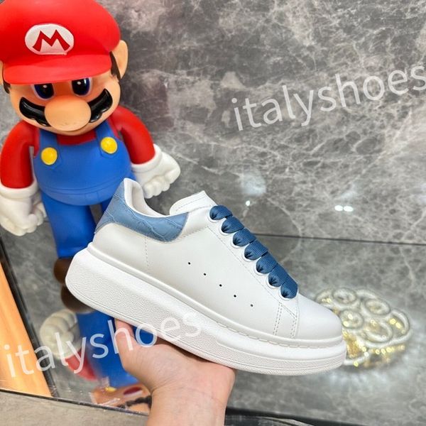 

2023 new luxurys designers shoes casual men women white leather platforms black outdoor sneakers fashion lady outdoor shoes xsd221105