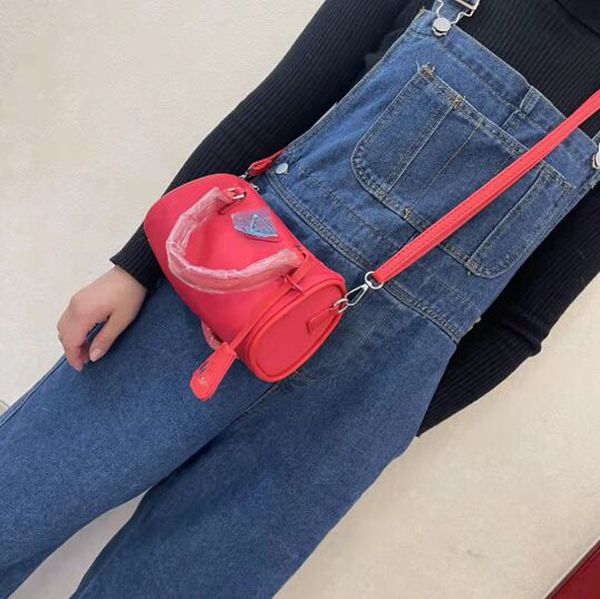 

women's bag 2023 fashion small square bag simple shoulder bag mini mobile phone bag lightweight crossbody bag wallets