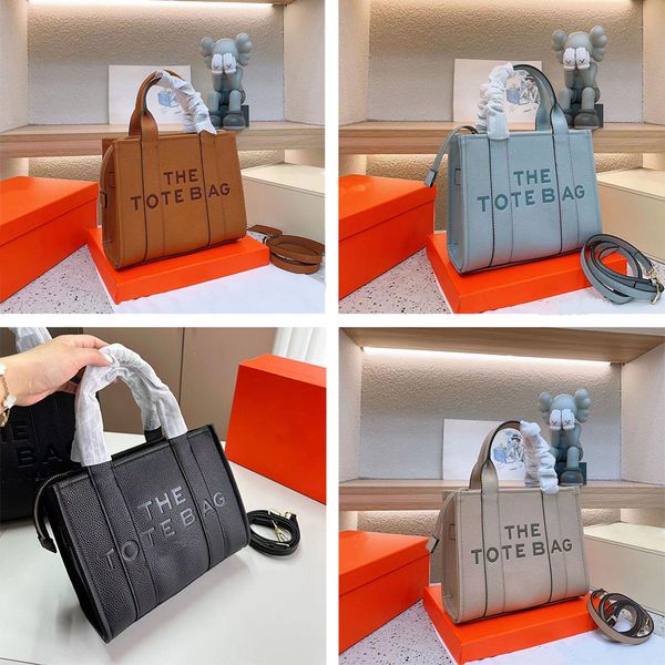 

designer bags tote bag medium large 2 size leather embossing shoulder bag handbags with strap high capacity shopping bags crossbody