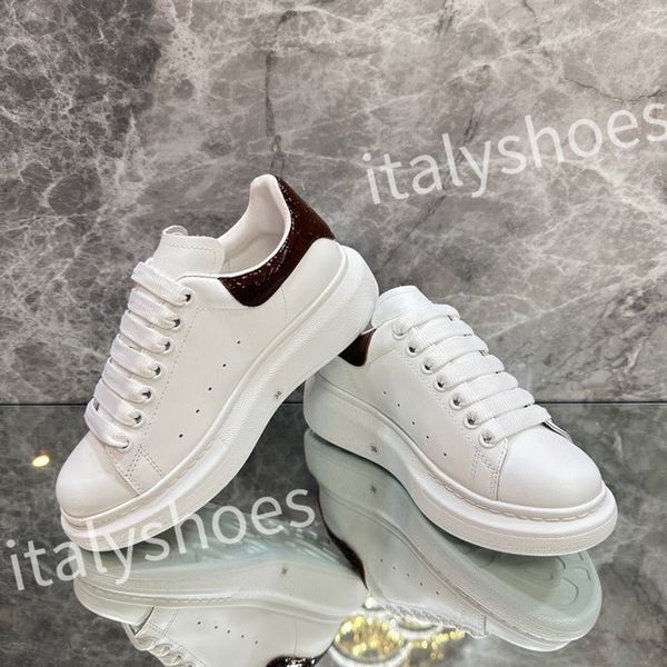 

2023 luxurys designers shoes casual men women white leather platforms black outdoor sneakers fashion lady outdoor shoe xsd221105