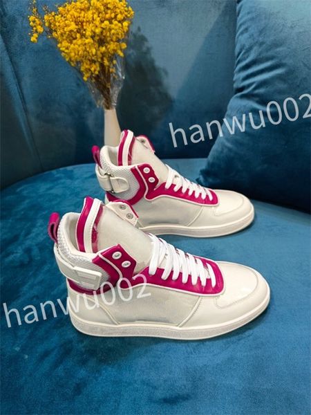 

2023 designer men women flow sneakers shoes runner trainers leather black white sports rubber runner outdoor shoe size 35-46 dc220602