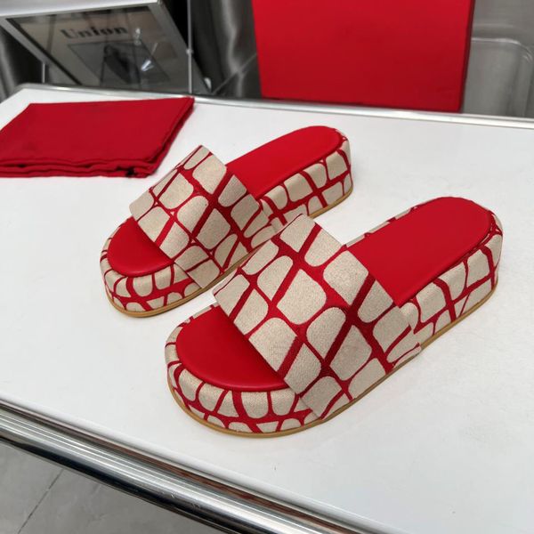 

designer shoe slipper sandal man women slippers pillow mules luxury brand real leather flip flop flats slide casual shoes sneakers boots by, Black