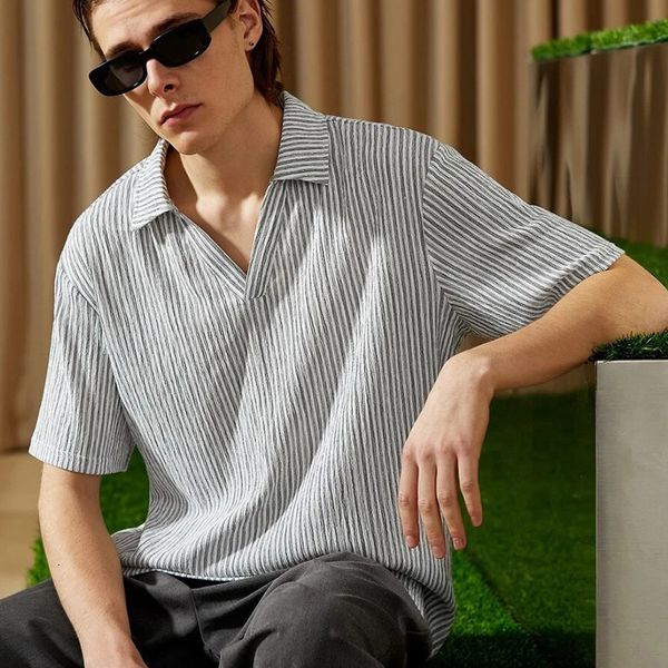 

men s dress shirts casual v neck striped fashion street wear buttonless short sleeve vacation retro breathable summer 230707, White;black