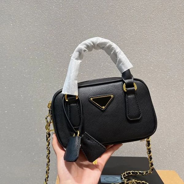 

2023 designers bags women straw shoulder bag square chain wallet crossbody handbag simple fashion purse, Black;red