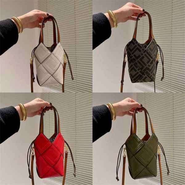 

lady evening bags luxury bags designer crossbody women shoulder black bag vintage letters print shopping handbags tote lady leather bucket 2