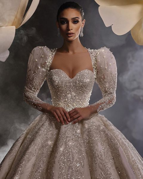 

gorgeous beads ball gown wedding dresses sweetheart appliques lace robe de mariee custom made lace-up back sweep train bride, White