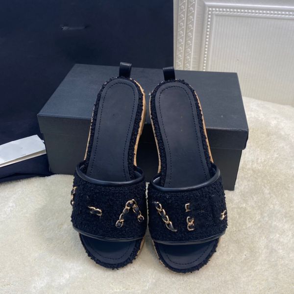 

designer platform sandals summer channel slippers women chain leather sandal outdoor beach flat woman ccity slide tyjgnf, Black