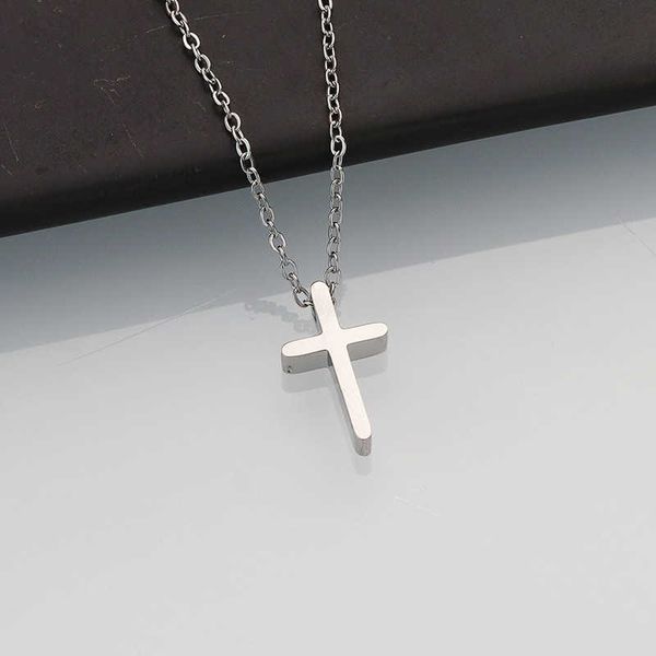 

s925 sterling silver cross necklace for women light luxury small and popular cold wind collar chain sense ins necklace ornament, Black