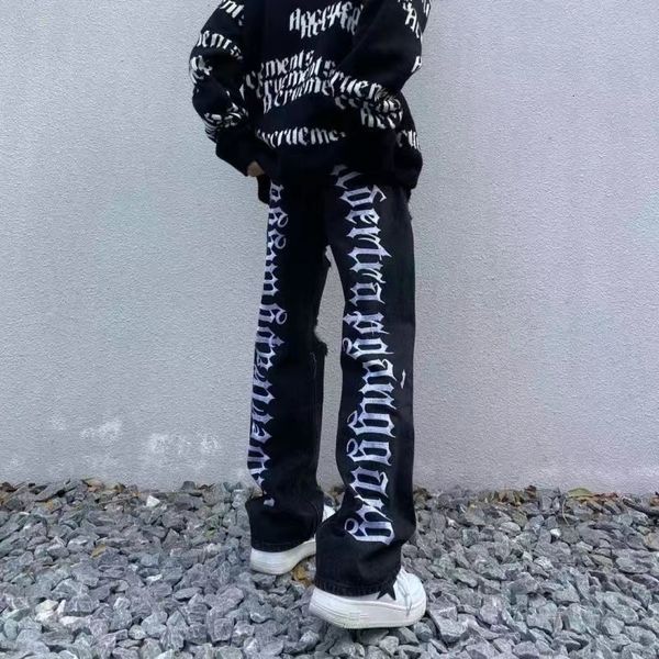 

mens jeans european and american high street letters embroidery oversized jeans on the back of mens loose straightleg ripped trousers 230707, Blue
